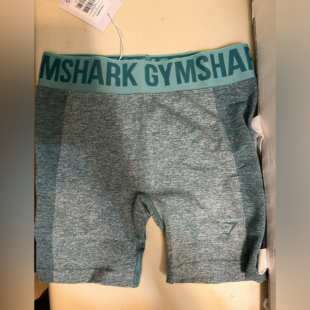 NEW GYM SHARK BUTT Sculpting SHORTS size S